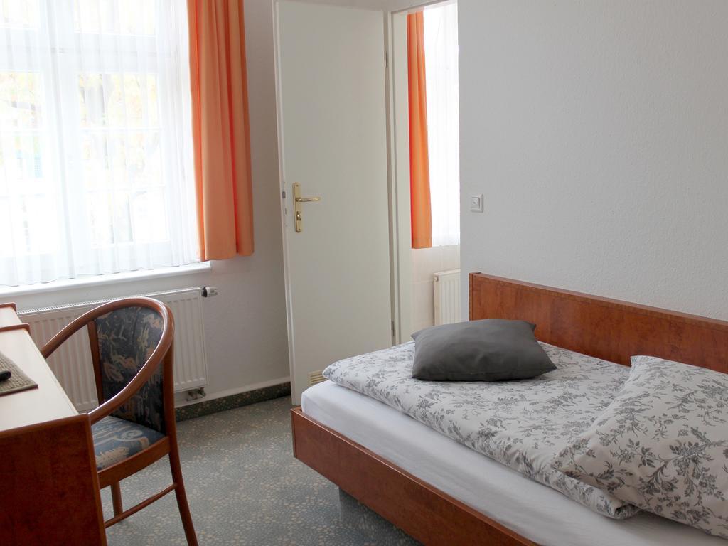 Parkhotel & Kurcafe Bad Sassendorf Ruang foto